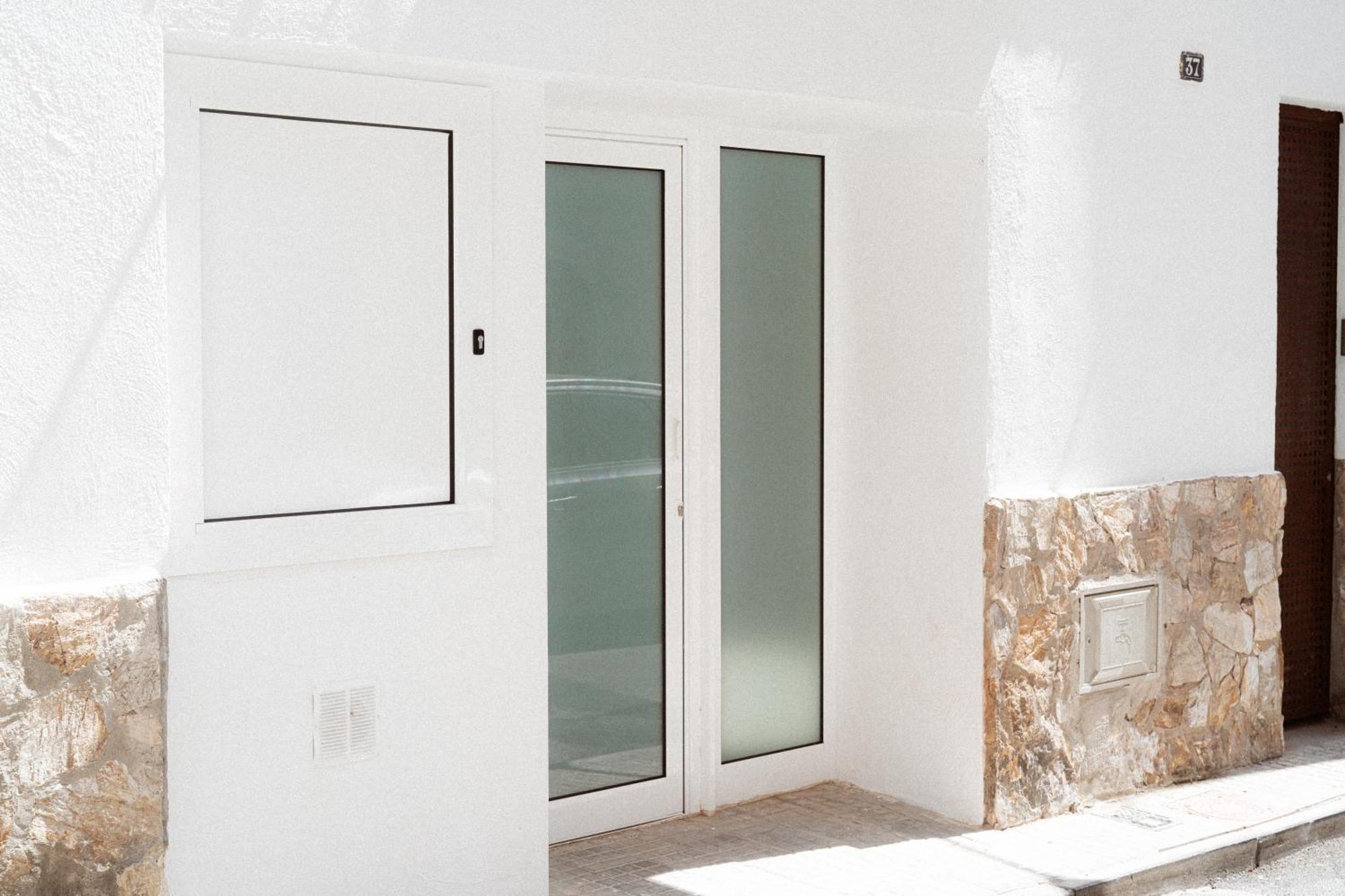Apt. Con Piscina Interior En La Playa Alguer L'Ametlla de Mar Bagian luar foto